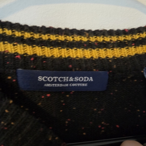 Scotch and Soda Sweater - Picture 2 of 5